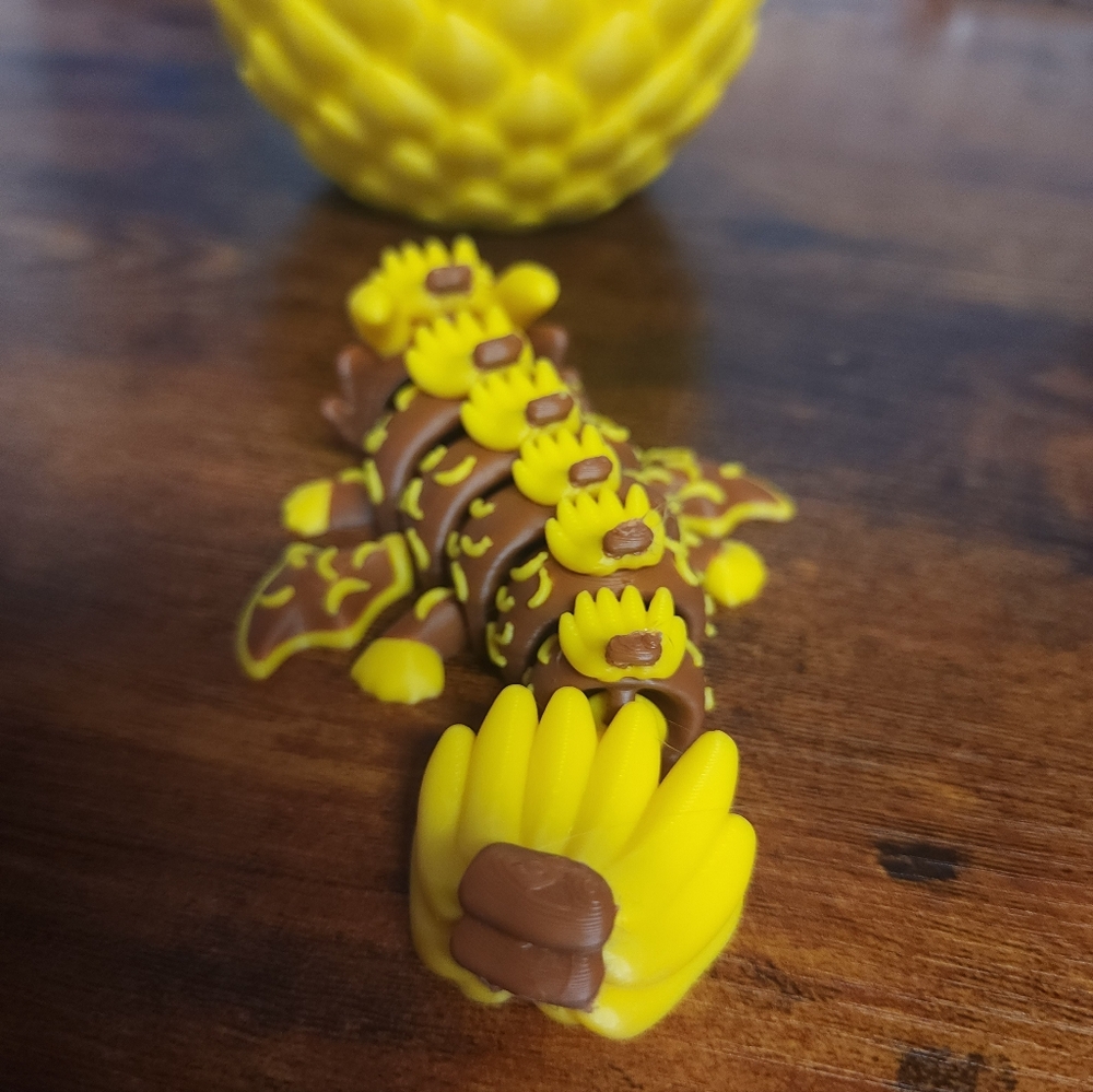 Banana Dragon And EGG Set - Picture 6 of 7